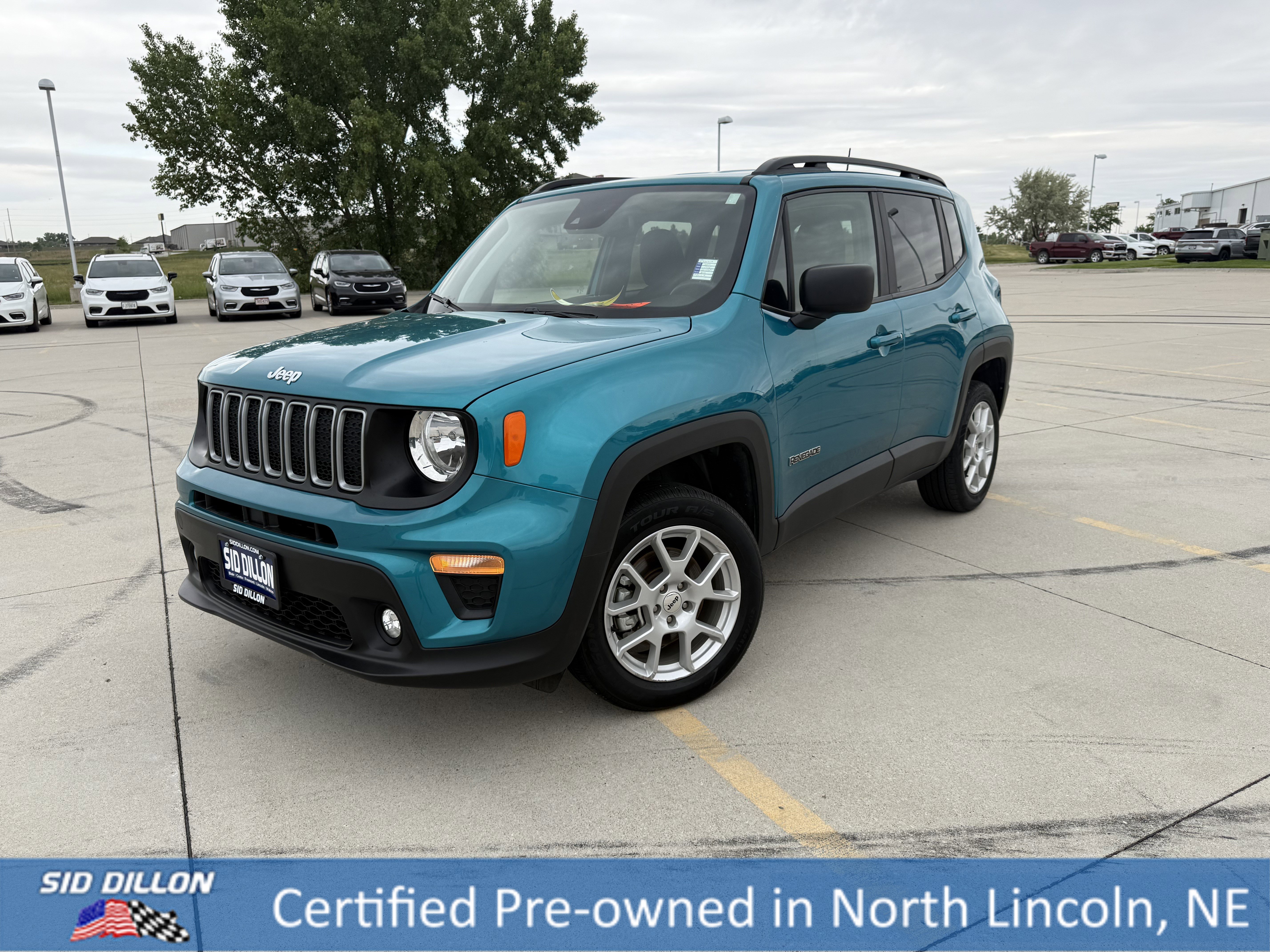 2022 Jeep Renegade Latitude 4x4's photo