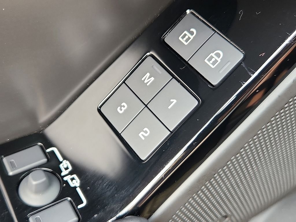 2026 Land Rover Range Rover Velar S - Photo 24