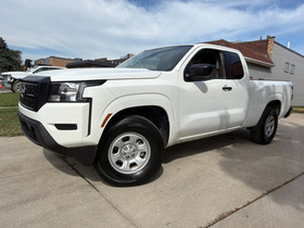 Used 2024 Glacier White Nissan S image 45