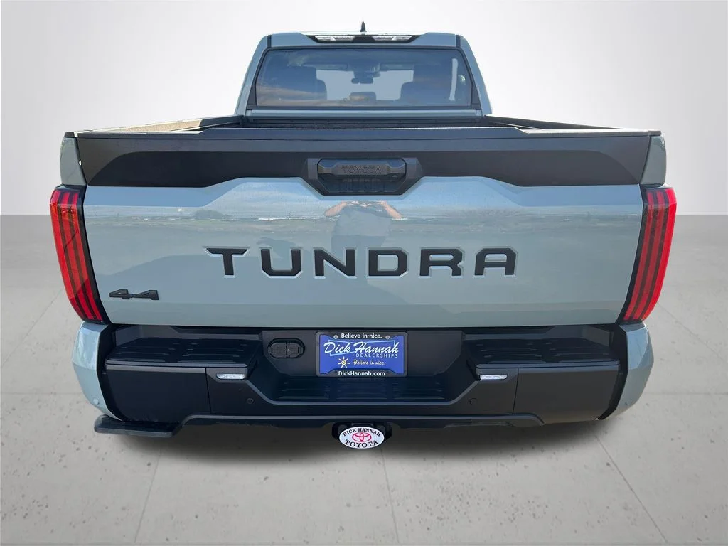 Used 2024  Toyota SR5 image 8