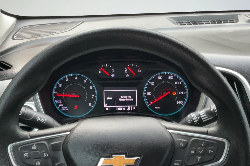 Used 2018 Green Chevrolet LS image 14