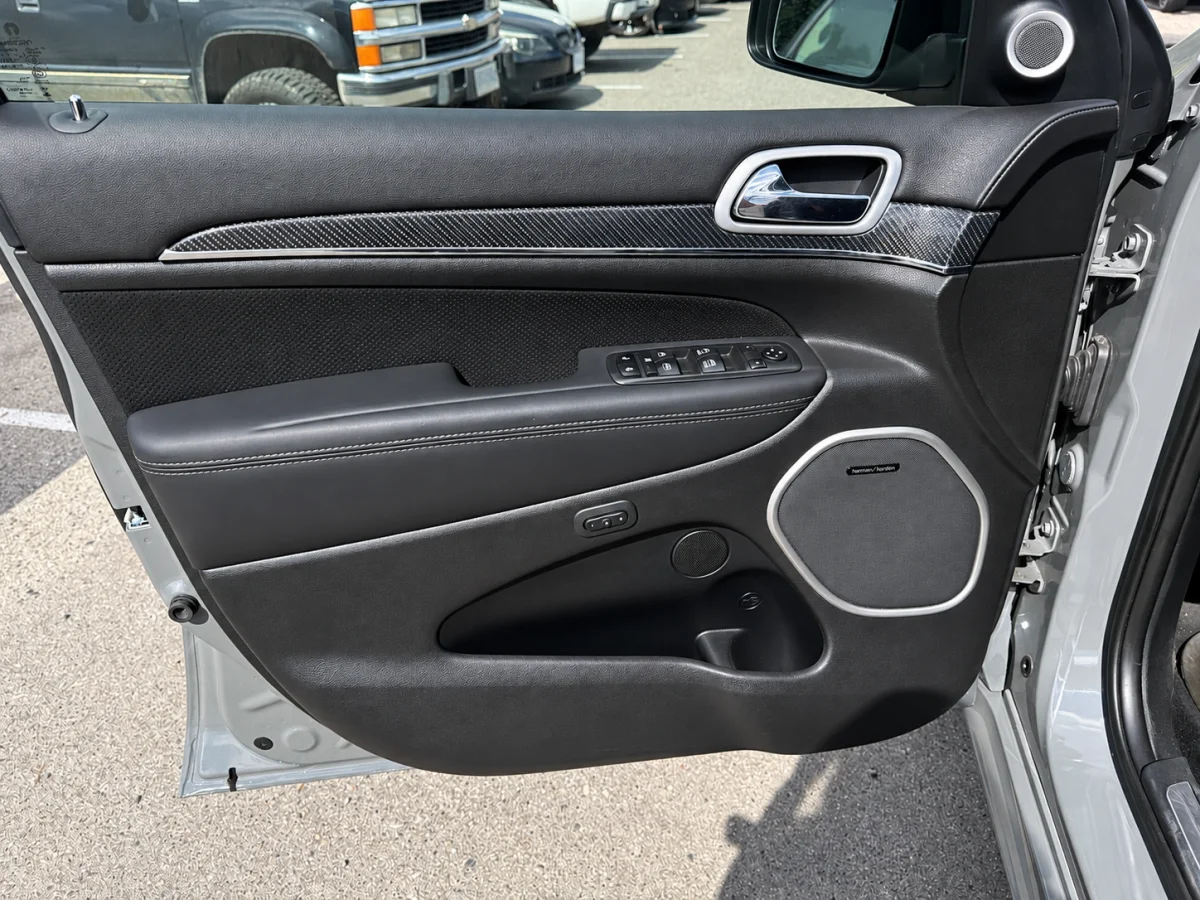 Used 2019 Grey Jeep SRT image 13