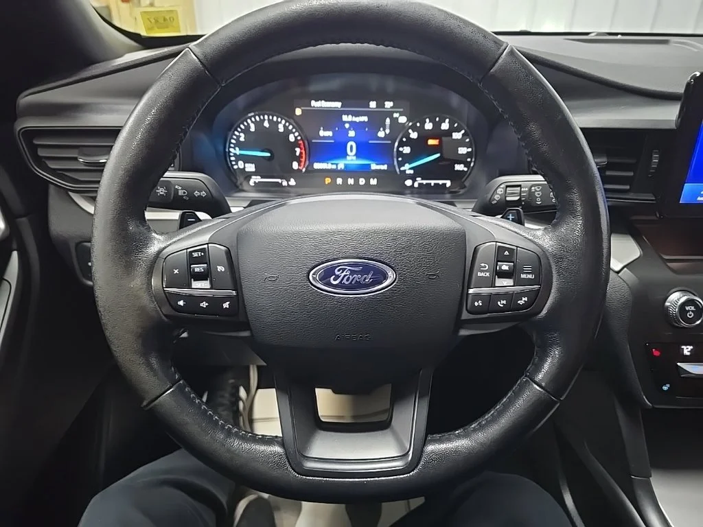 Used 2020 Green Ford XLT image 19