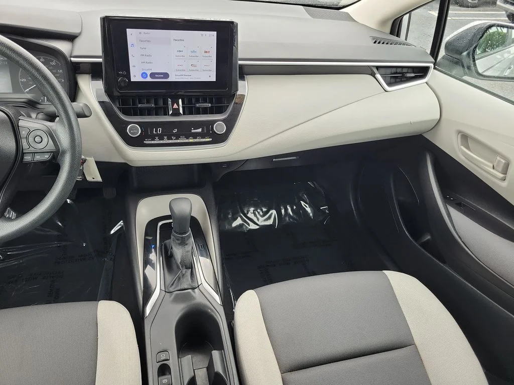 Used 2025 Silver Toyota LE image 17