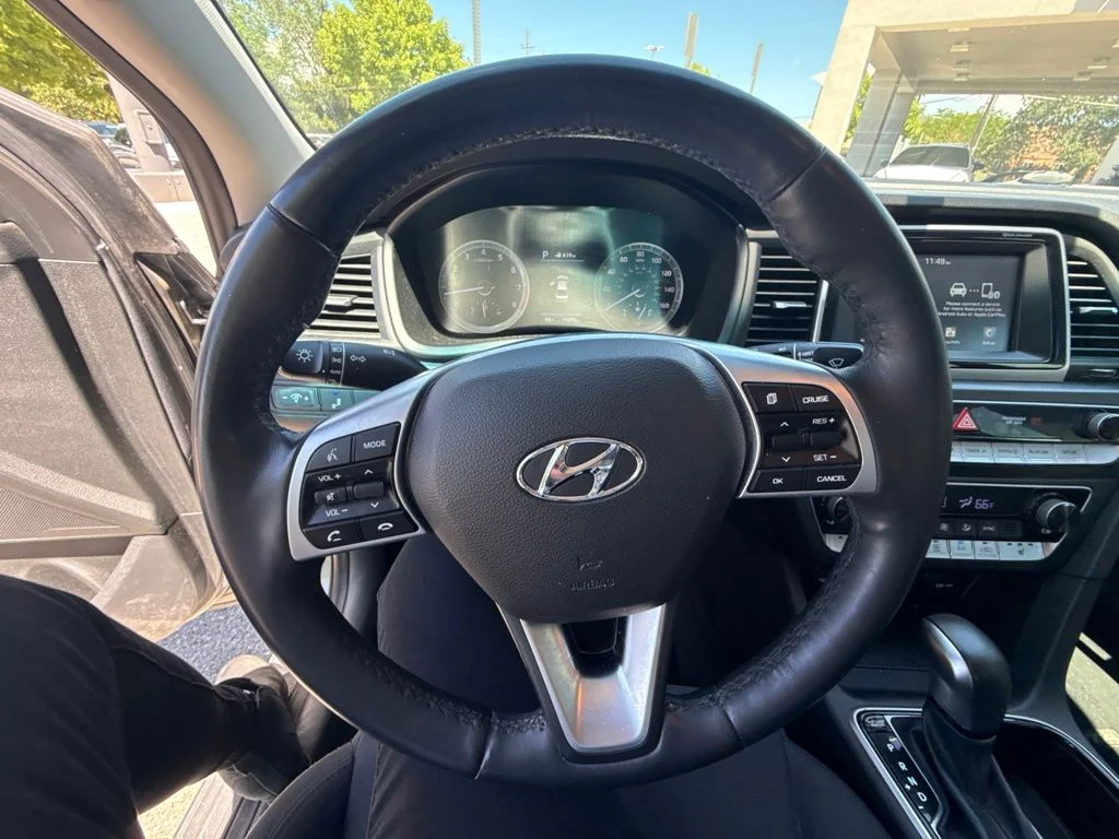 Used 2019 Gray Hyundai SEL image 15