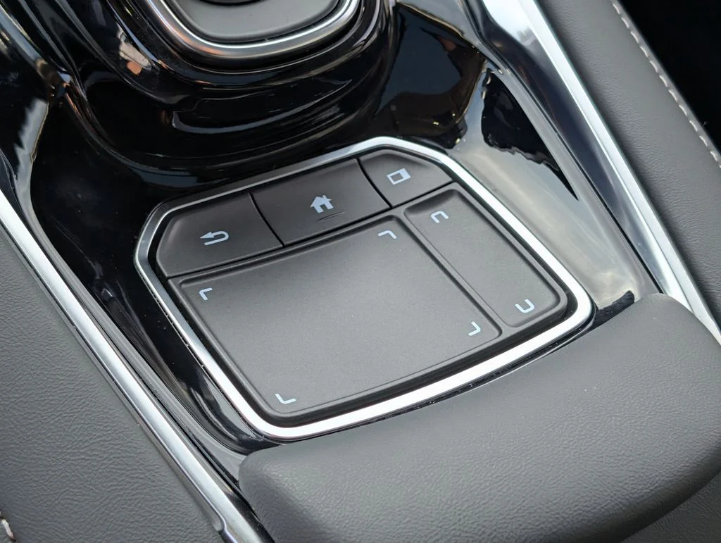 Used 2025  Acura Technology Package image 31