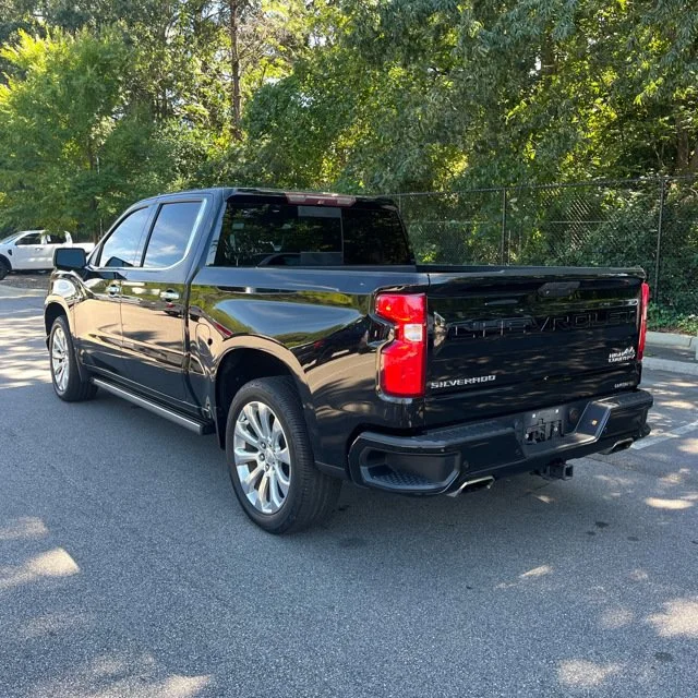 Used 2019 Black Chevrolet High Country image 7