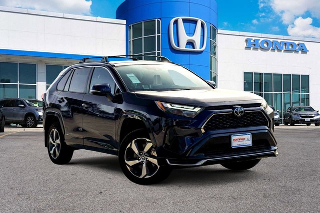 2025 Toyota RAV4 Plug-In Hybrid SE