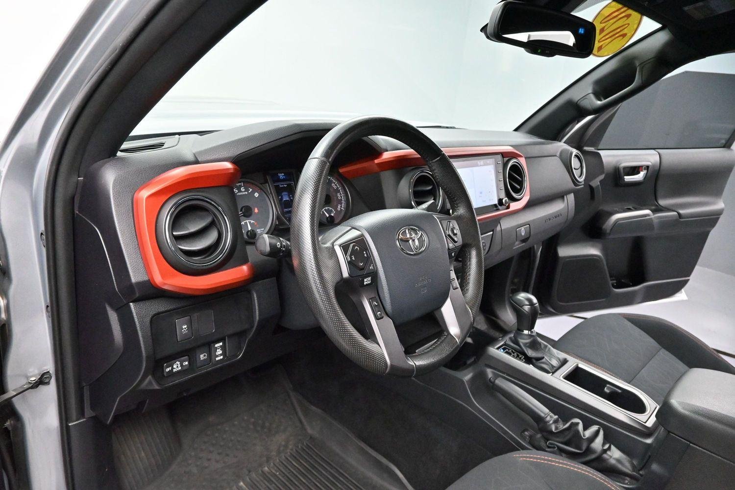 Used 2020 Silver Sky Metallic Toyota SR5 image 12