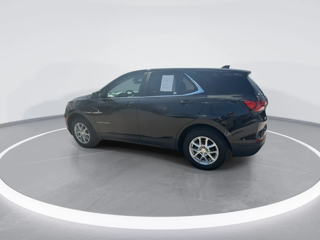 Used 2022 Black Chevrolet LT image 6