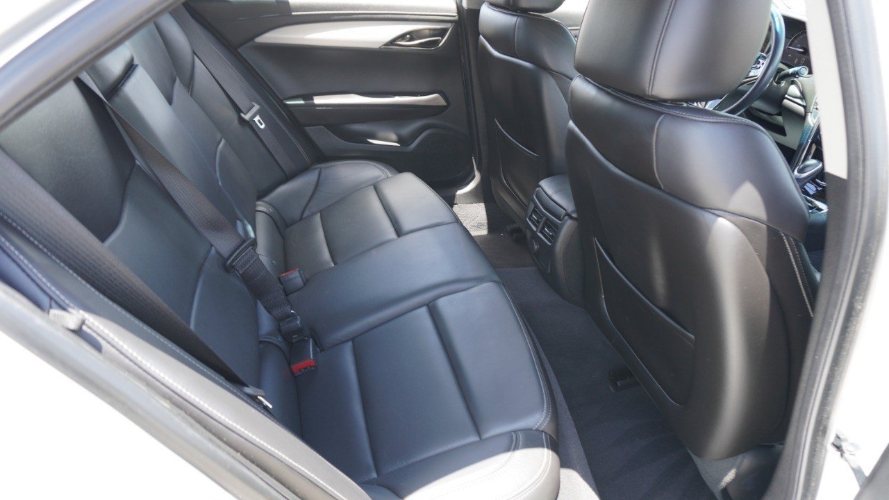 Used 2018 Silver Cadillac Luxury RWD image 32