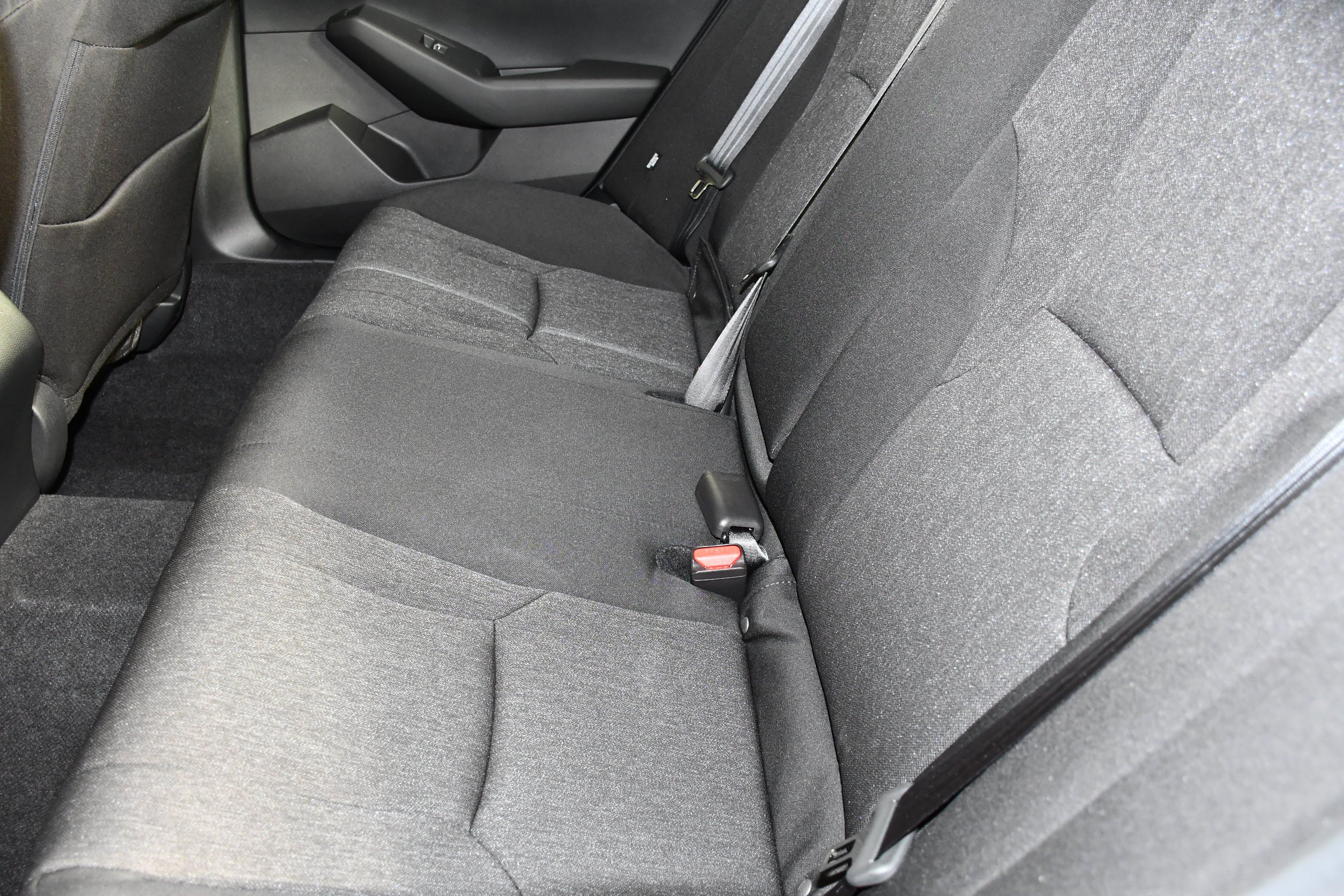 Certified Used 2024 Solar Silver Metallic Honda LX image 44