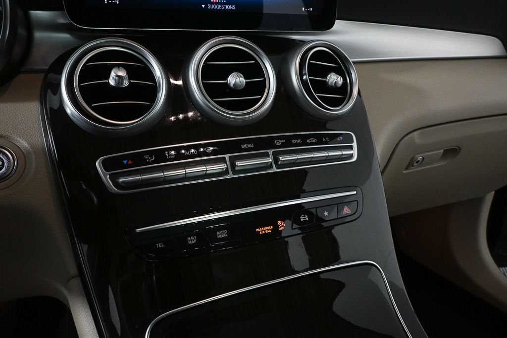 Used 2021 Blue Mercedes-Benz GLC 300 image 14