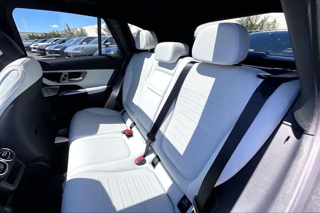 2026 Mercedes-Benz GLC Base - Photo 18