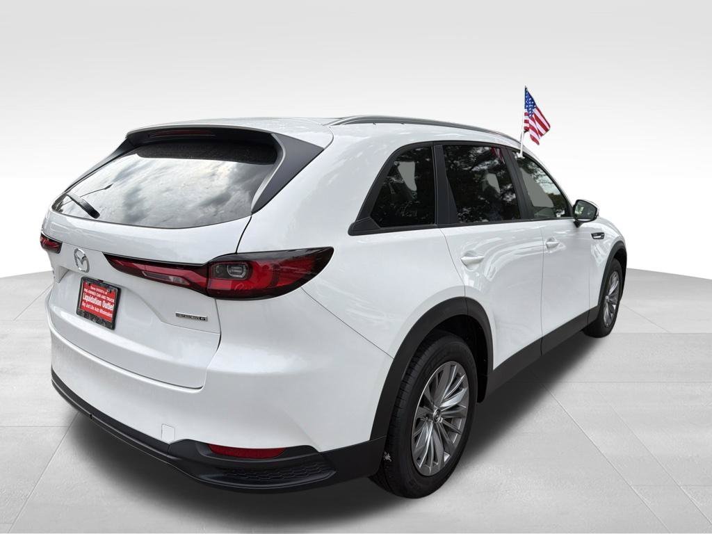 Used 2026 White Mazda 3.3 Turbo Select image 9