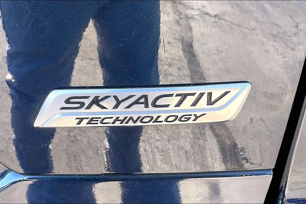 Used 2019 Blue Mazda Touring image 31
