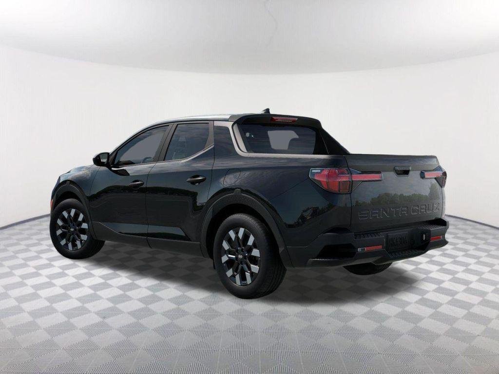 New 2027 Black Hyundai SE FWD image 5