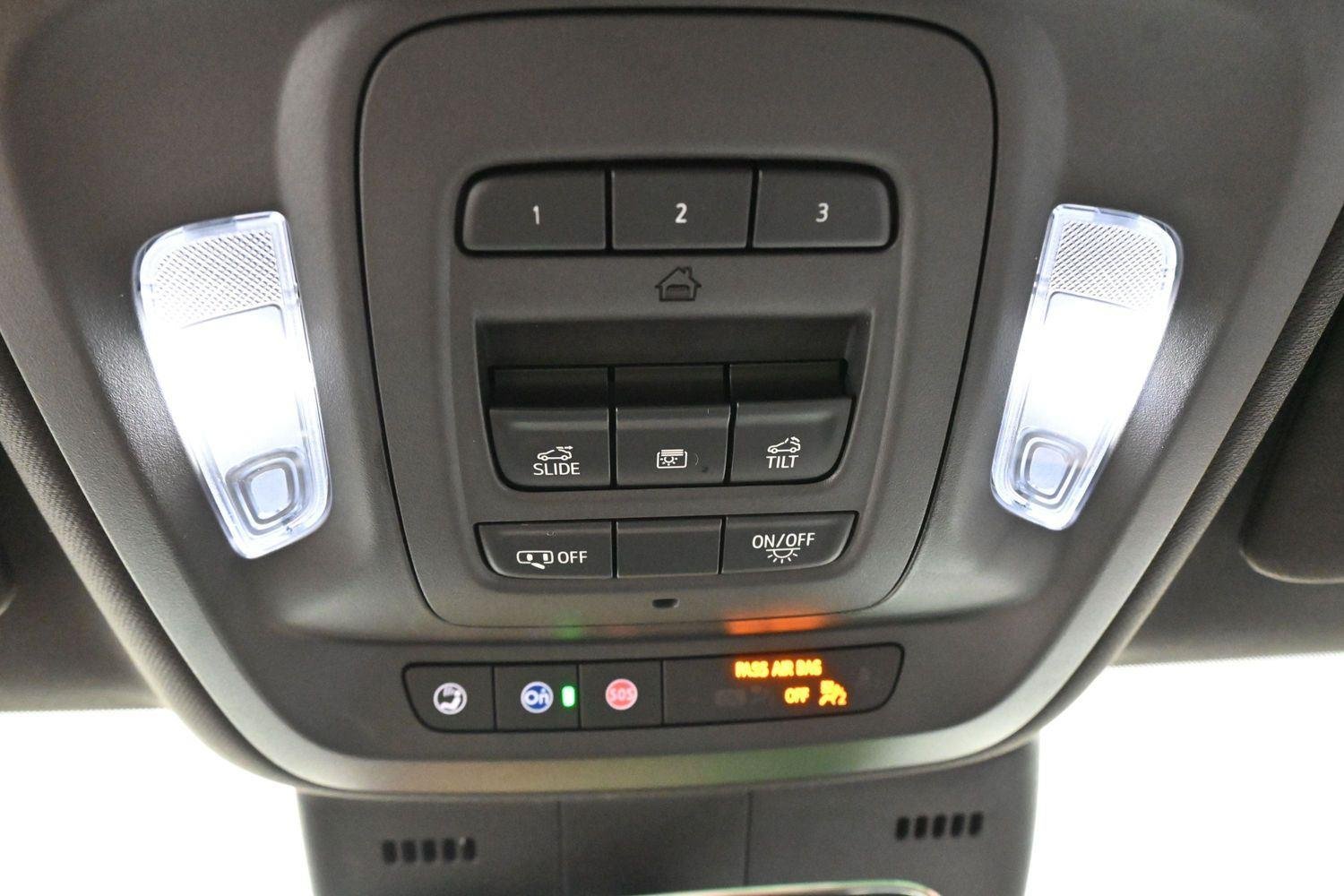 Used 2025 Crystal White Tricoat Cadillac Premium Luxury image 29
