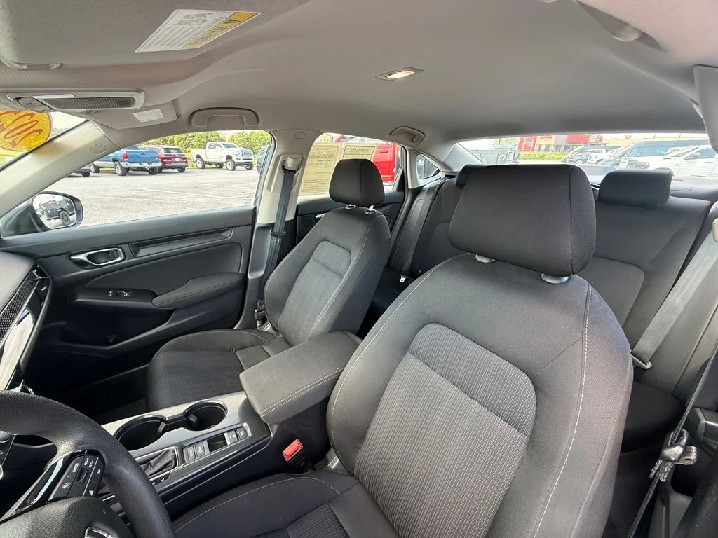 Used 2025 Silver Honda LX image 21