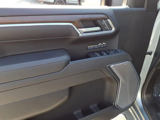 Used 2025 Sterling Gray Metallic Chevrolet High Country image 15