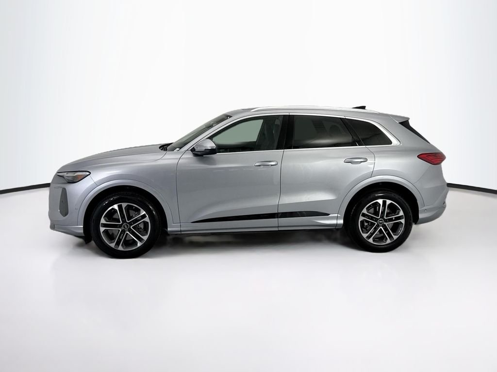 Used 2025 Florett Silver Metallic Audi 2.0T Prestige image 8