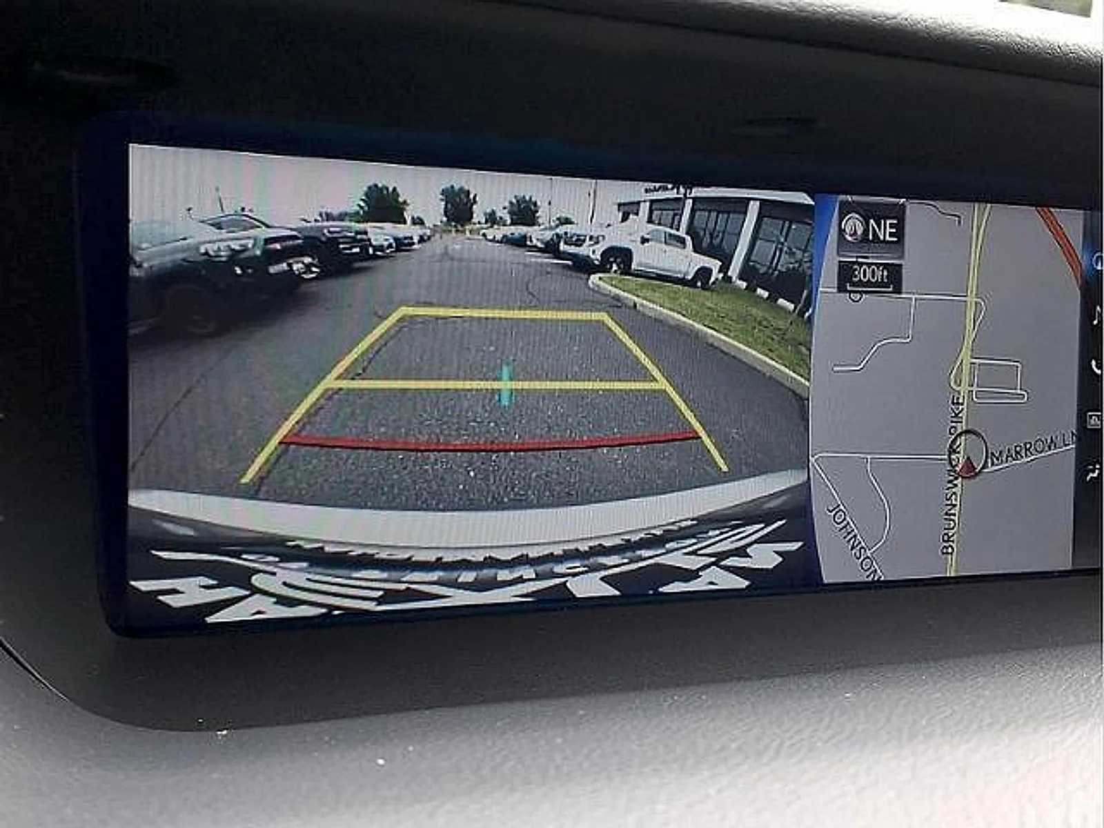 Used 2020 Atomic Silver Lexus  image 18