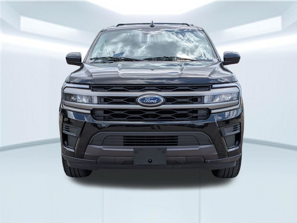 Used 2024 Black Ford XLT image 10