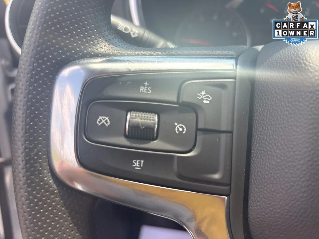 Used 2025 White Chevrolet LT image 15