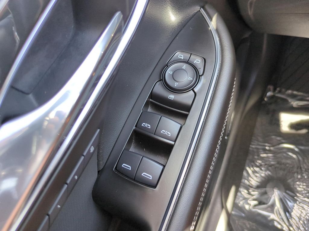 Used 2025 White Buick Preferred image 20