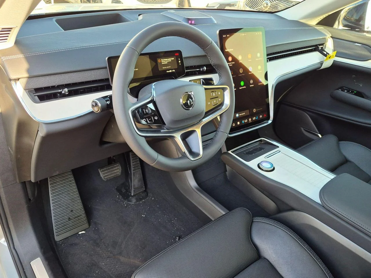 New 2026 Vapour Grey Volvo Ultra image 7