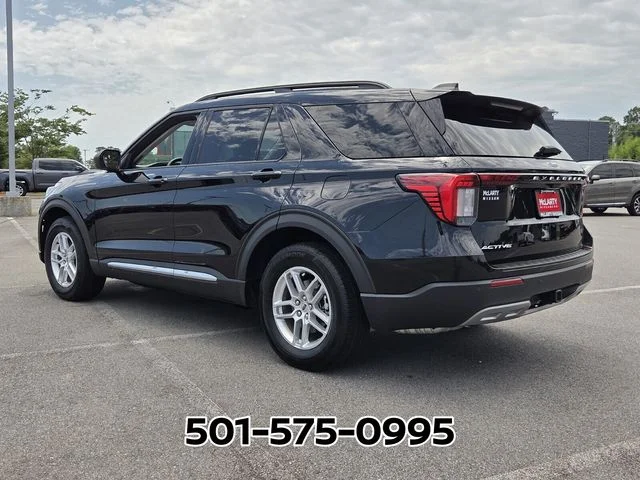 Used 2025 Black Ford Active image 3