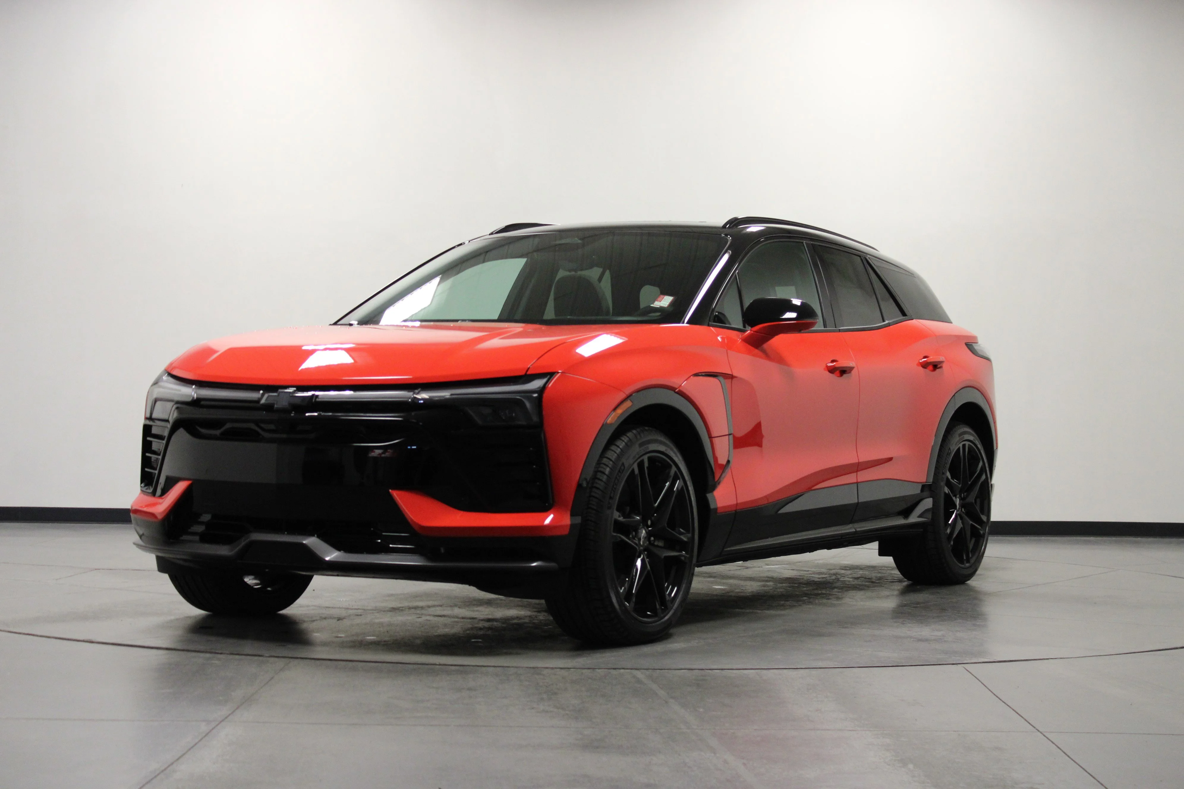 2026 Chevrolet Blazer EV SS - Photo 8