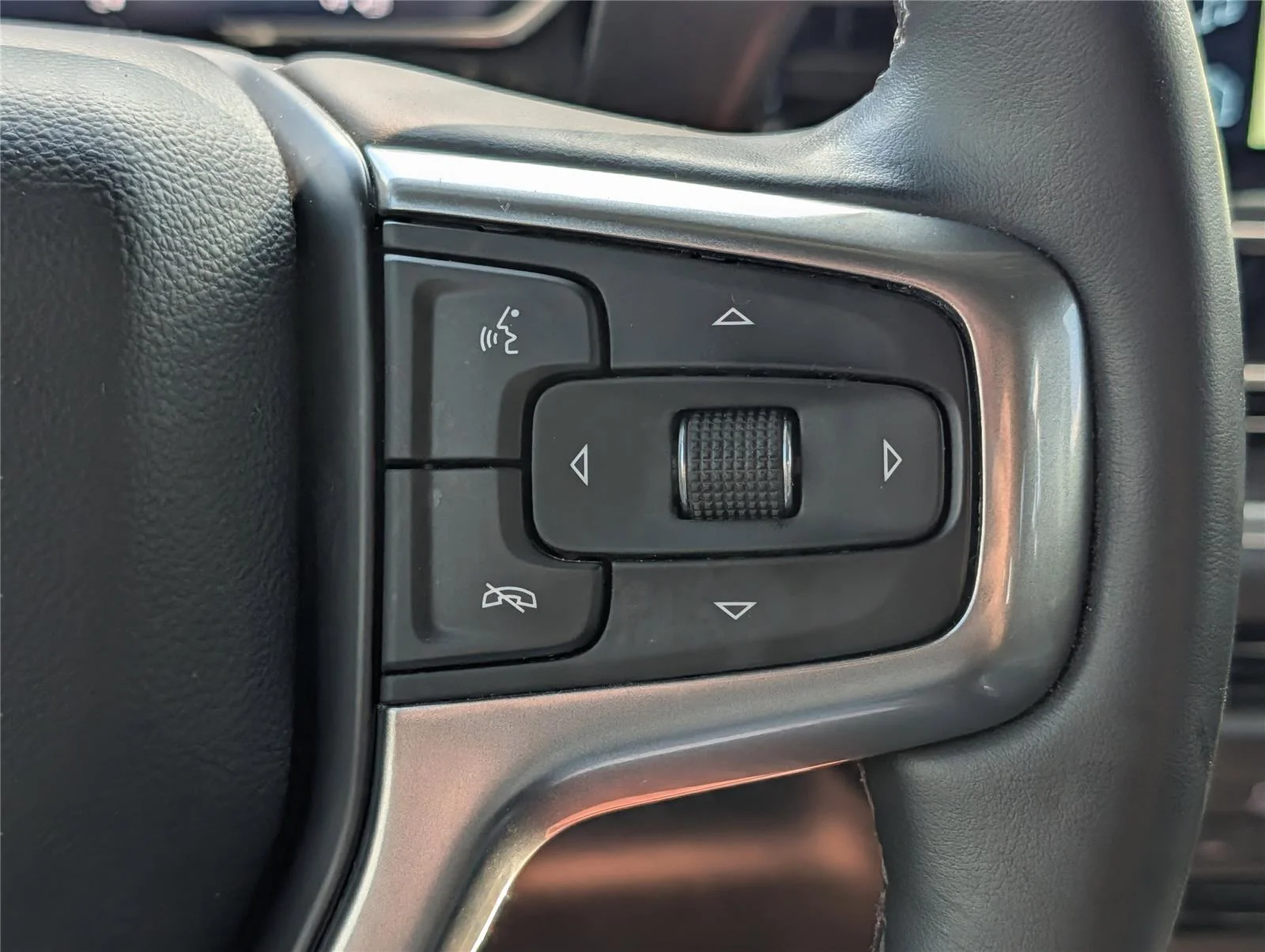 Used 2025 Sterling Gray Metallic Chevrolet LTZ image 24