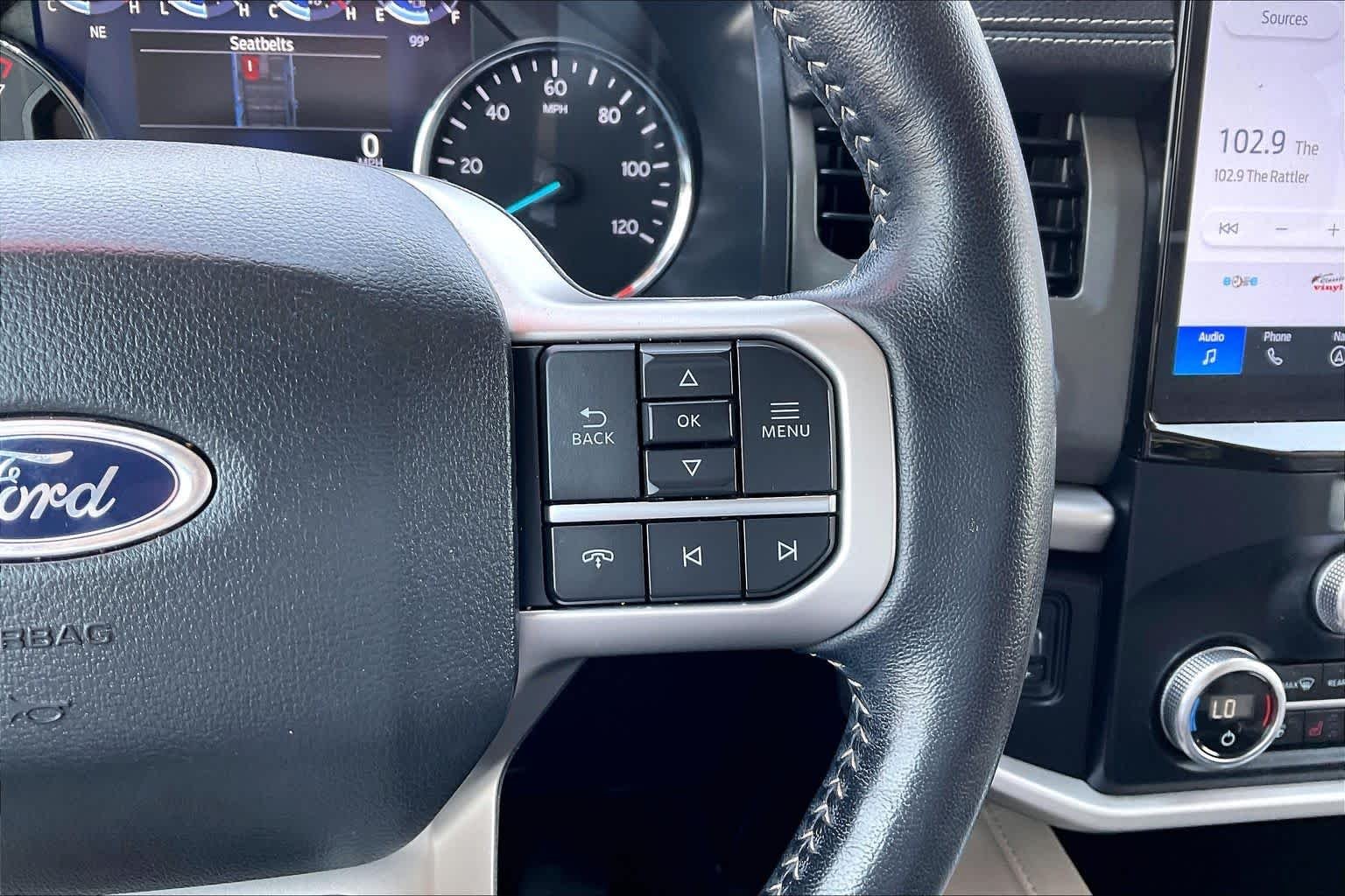 Used 2024 Star White Metallic Tri-Coat Ford XLT image 23