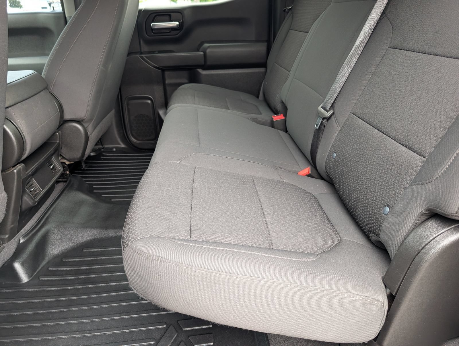 Used 2022 Black Chevrolet Custom image 16