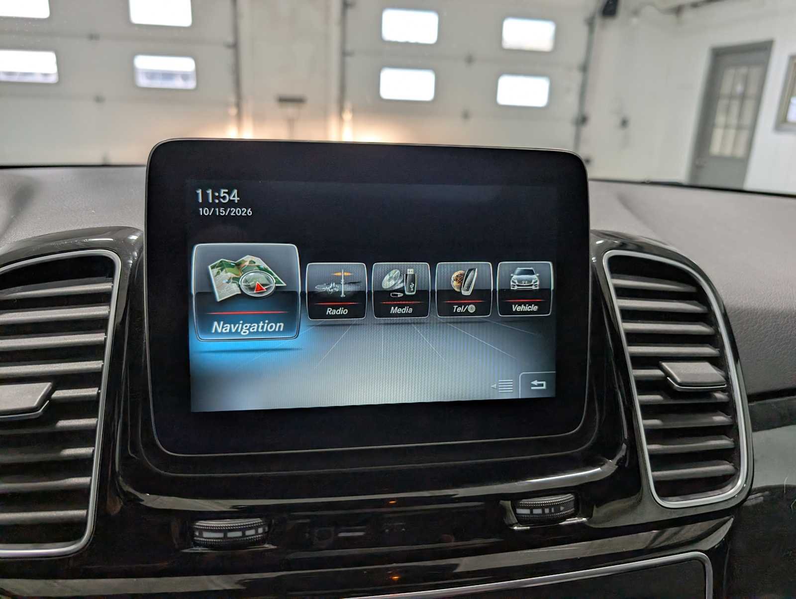 Used 2017 Polar White Mercedes-Benz GLE 350 image 20