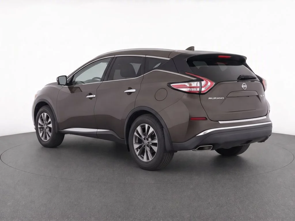 Used 2015 Brown Nissan SL image 3