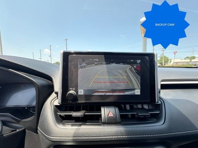 Used 2025 Silver Toyota LE image 19