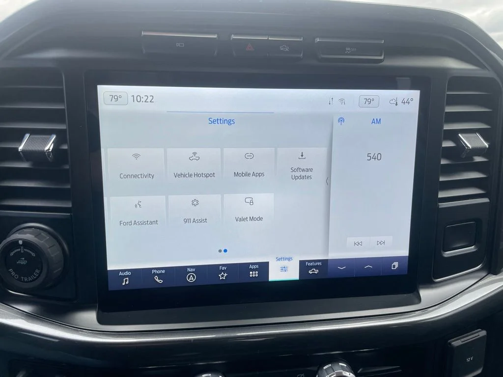 Used 2023 Gray Metallic Ford Tremor image 19