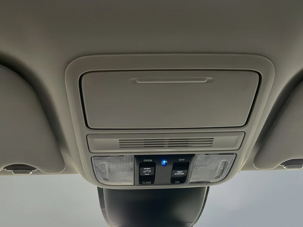Used 2025 Blue Honda EX-L image 36