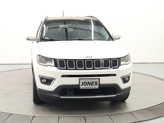 Used 2018 White Jeep Limited image 3