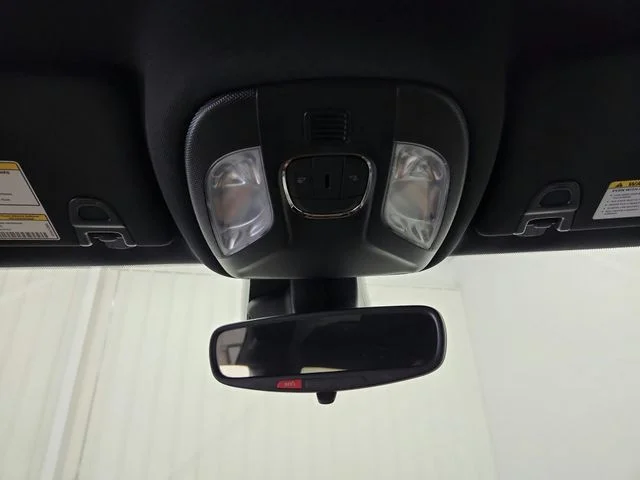 Used 2024 White Jeep Latitude image 26