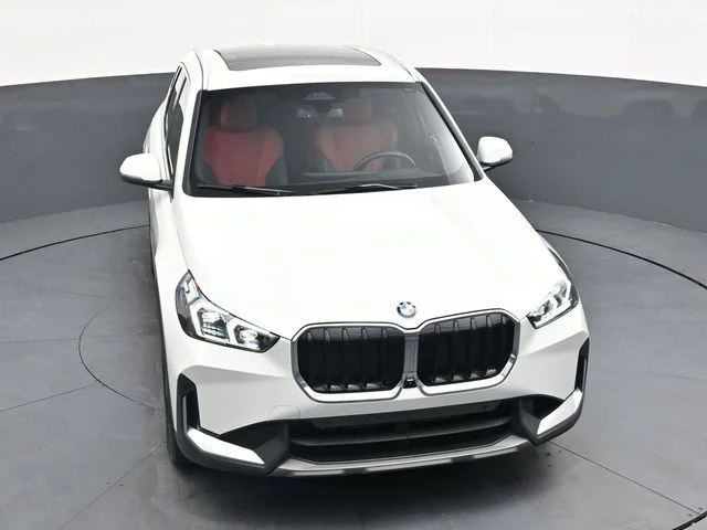 Used 2023 White BMW xDrive28i image 36