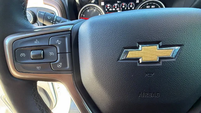 2023 Chevrolet Silverado 3500HD High Country - Photo 19