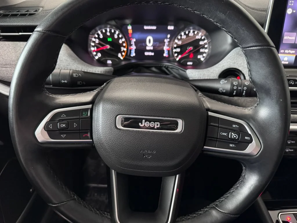 2022 Jeep Compass Latitude Lux - Photo 13