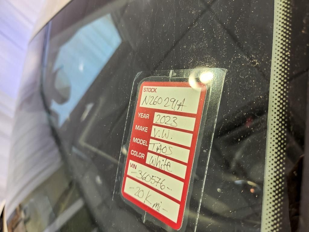 Used 2023 Pure White Volkswagen 1.5T S image 23