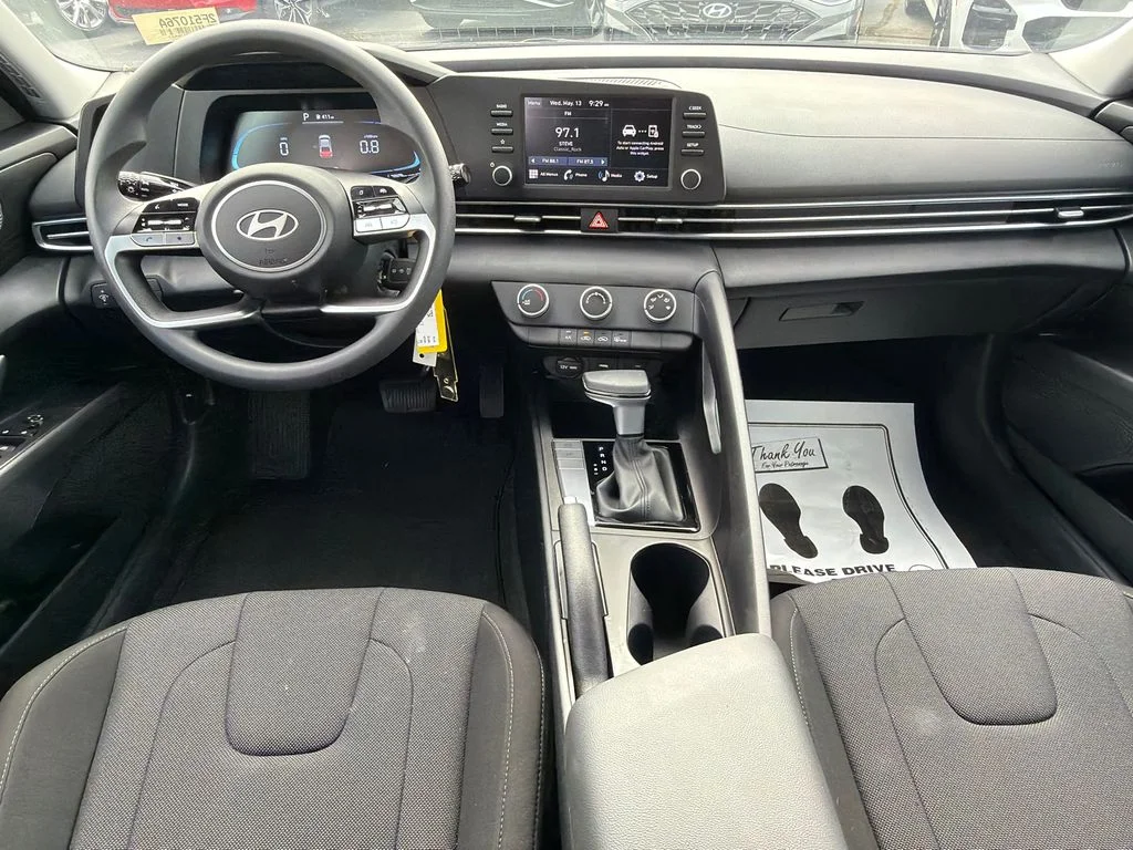 Used 2025 Blue Hyundai SE image 22