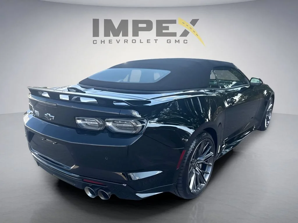 Used 2023 BLACK Chevrolet ZL1 image 6