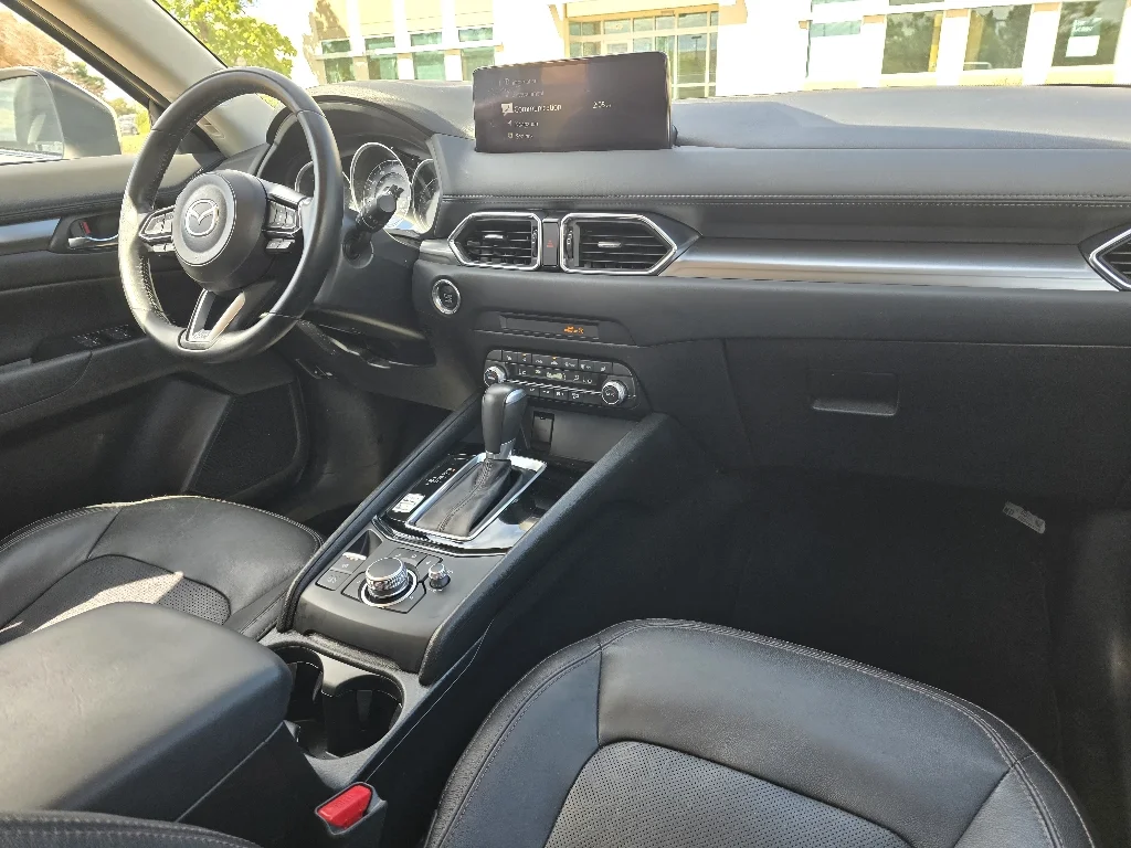 Used 2022 Snowflake White Pearl Mica Mazda 2.5 S Preferred Package image 28