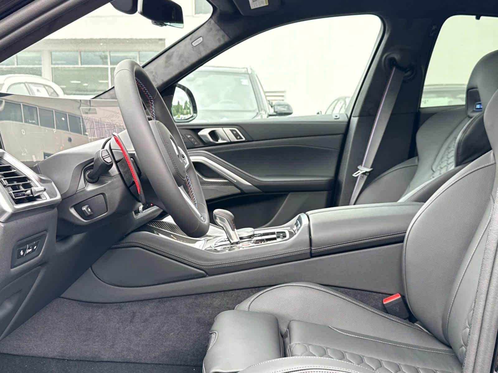2026 BMW X6 M X6 M - Photo 14
